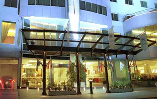 El hotel de calle Santa fe al 1.600 fue víctima de una estafa