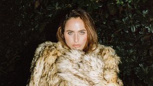 Sofía Vítola es Potra, la artista rosarina que este sábado vuelve a su ciudad para presentar su disco Bajo la lluvia