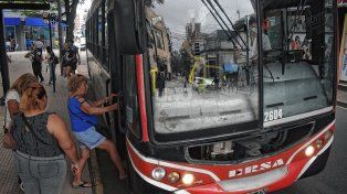 Cinco líneas de colectivos no están funcionando este domingo en la ciudad de Santa Fe