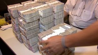 Una máquina destruirá 10 millones de billetes de 100 pesos por día
