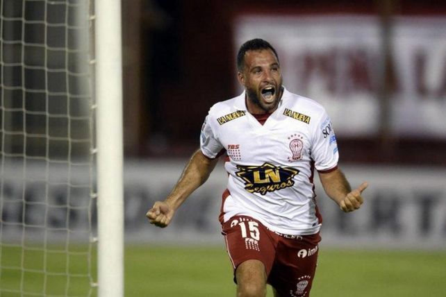 Asoma un conocido del entrenador