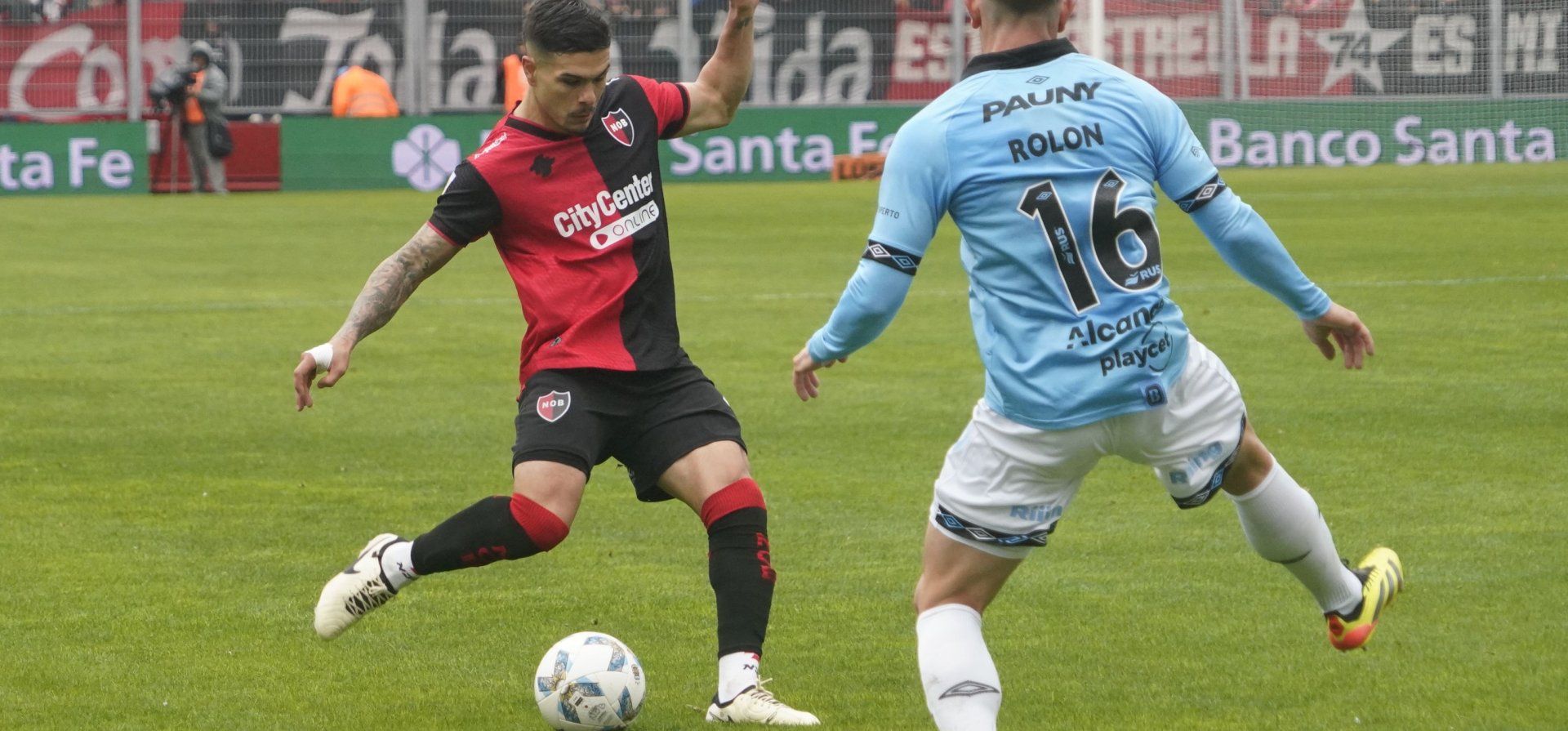 En el búnker de Newells se empezaron a encender más señales de alerta