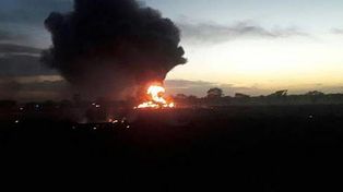 Cinco muertos al accidentarse un avión de Aerosucre tras despegar en Colombia