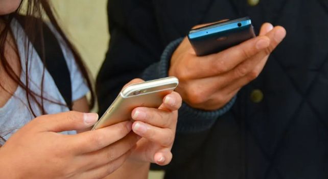 Los usuarios argentinos no deberán pagar roaming internacional y podrán usar internet en el celular como si estuvieran en el país.