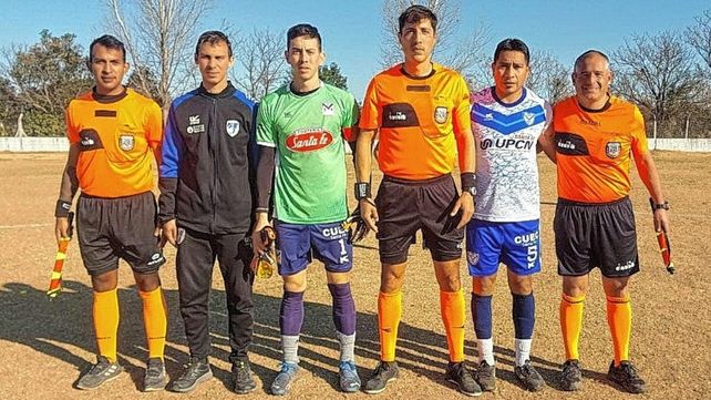 Juventud Unida mantiene su ventaja sobre Ciclón Norte en el certamen Primera B liguista.