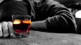 Un extraño síndrome hace que un hombre se emoborrache sin tomar alcohol