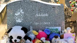 Dejó que a su hija la arrastre la marea por no asumir la maternidad y ahora va a juicio