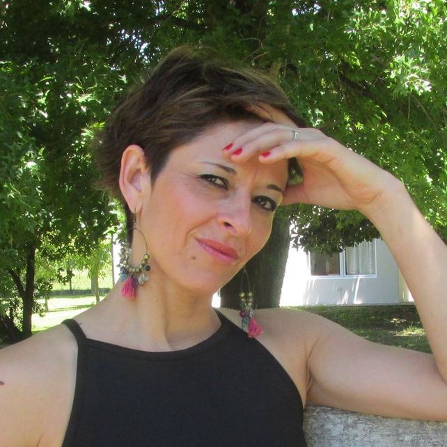 Una cantante de Rafaela pide ayuda tras denunciar a su expareja por violencia de género