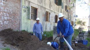 Dos Fonavi de la ciudad con nuevas redes de agua potable