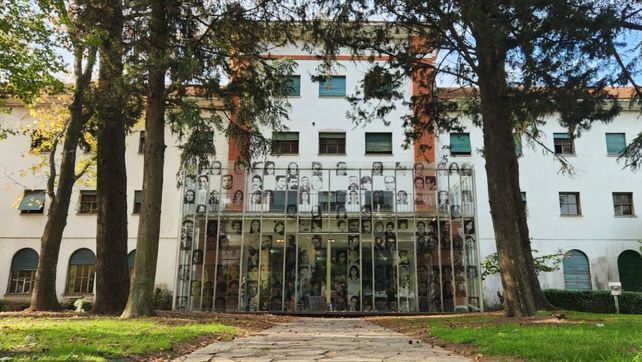 El Museo Sitio de Memoria Esma es Monumento Histórico Nacional.