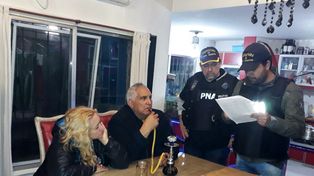 A Medina lo acusan de disimular el producido espurio que la organización criminal producía mediante extorsiones y otras maniobras delictivas.