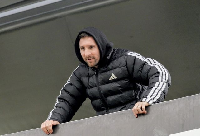 Con Leo en las tribunas y un auténtico golazo, Central Córdoba vence al equipo de la familia Messi