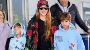 Shakira junto a Sasha y Milan.