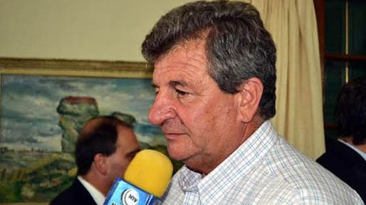 Un intendente se atrincheró porque no lo dejaron asumir