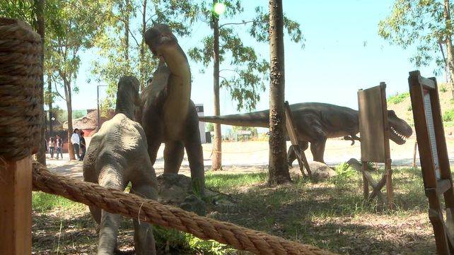 Advierten que habrá una invasión de dinosaurios gigantes en Paraná