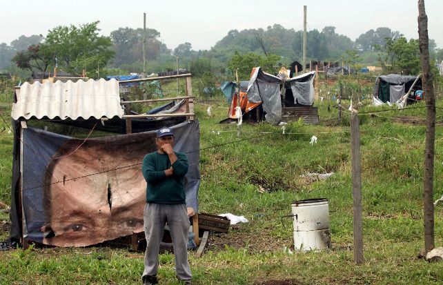 Alrededor de tres mil familias tomaron un predio de 60 hectáreas.