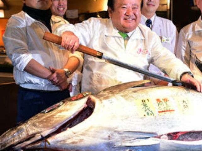 El atún rojo más caro del mundo se vendió en Japón y costó 118 mil dólares