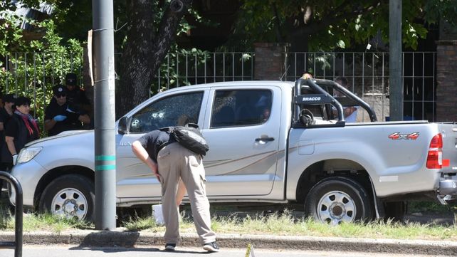Lo asesinan a balazos a bordo de su camioneta tras una emboscada en zona oeste