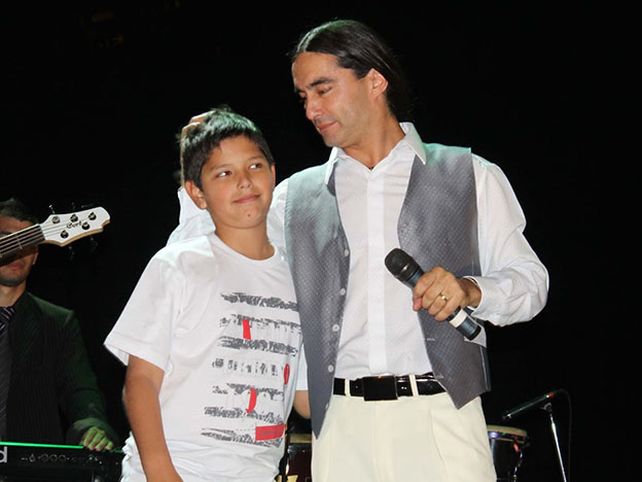 El hijo de Nazarena y Daniel Agostini se lanzó como cantante