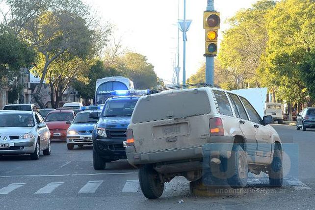 Ahora fue una camioneta la que chocó una puntera en Paraná