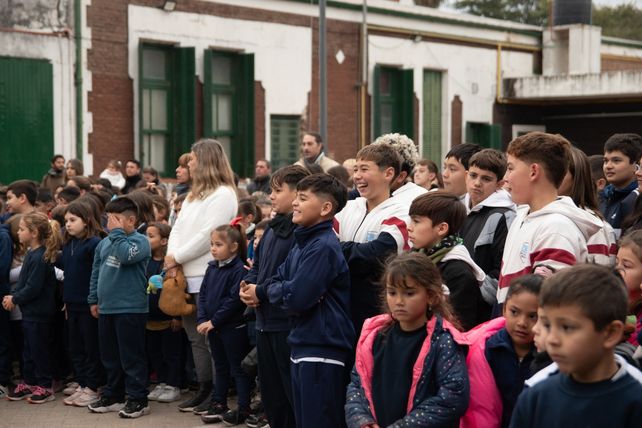 Se realizó la inauguración de dos nuevas aulas en la Escuela N° 229 de Roldán