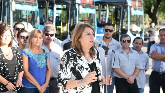Fein presentó nuevos colectivos y aspira a que Rosario tenga el mejor transporte del país