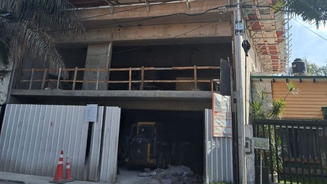 El edificio en construcción donde murieron cuatro operarios este domingo en San Lorenzo