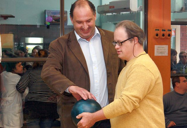 Por octavo año se puso en marcha “Bowling, una experiencia que rueda”