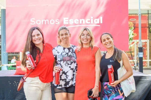 Laura Borjar, Verónica Strack, Magali Carranza y  Mariela Busto.