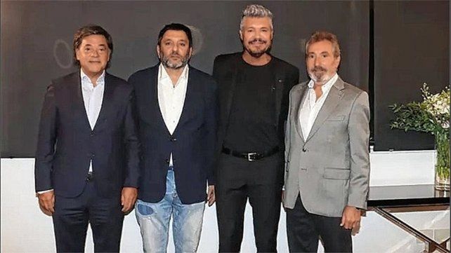 Marcelo Tinelli firmó para América y el Bailando pide pista Marcelo Tinelli firmó para América y el Bailando pide pista