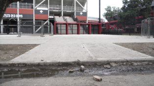 Incidentes en Newells: liberan a detenidos y abren investigación sobre policías