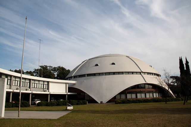 Vista del edificio con forma de cometa del complejo Astronómico de Rosario. Fuente: Planetario de Rosario