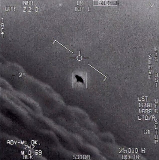 Imagen de la c&aacute;mara de infrarrojos de un caza naval de un posible Ovni.&nbsp;