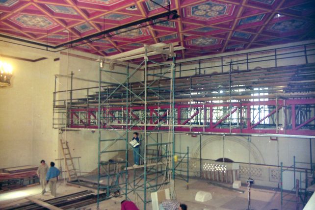 Para la reforma de 1994 el Paraninfo fue modificado para adaptar su capacidad al trabajo de los convencionales constituyentes. PH: Hugo Pascucci.