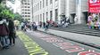 reclamo. La multisectorial contra la violencia institucional se manifestó frente a Tribunales ayer a la mañana.
