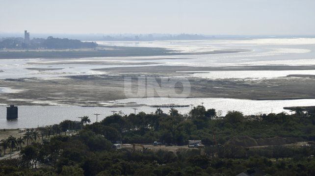El río Paraná alcanzó la altura más baja de los últimos 72 años en el Puerto Santa Fe
