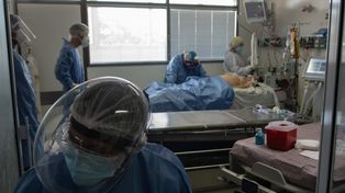 El promedio de edad de los internados en terapia descendió a los 53 años