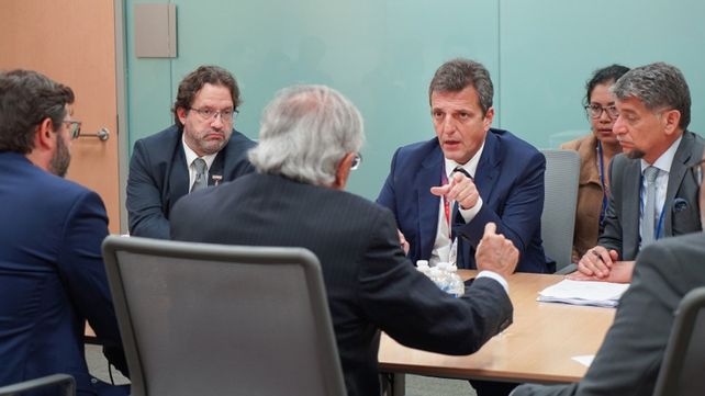 Sergio Massa: fondos del BID y acuerdo con Club de París