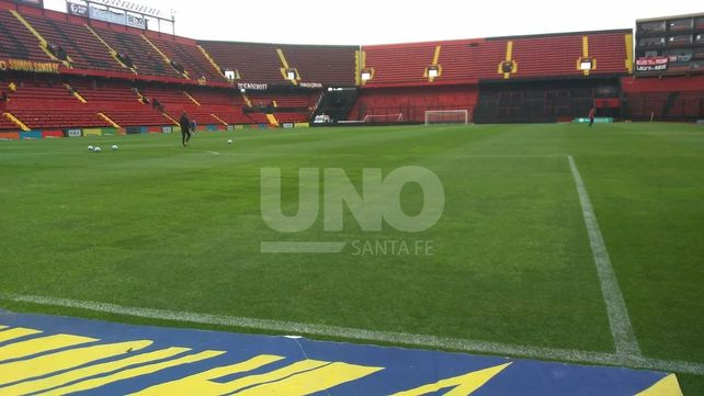 Colón perdió con Atlético Tucumán y ahora apunta a la final en Asunción