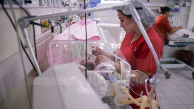 Buscarán médicos de otras provincias para cubrir el déficit profesional en Entre Ríos