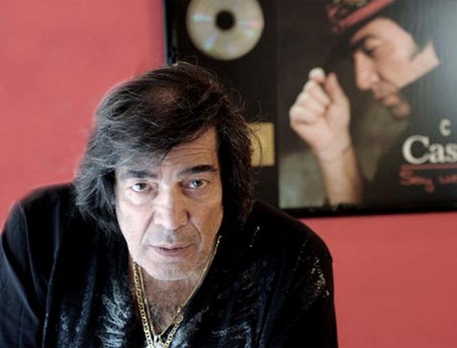 El cantante de 72 años está consciente y entiende la situación delicada que atraviesa en este momento.