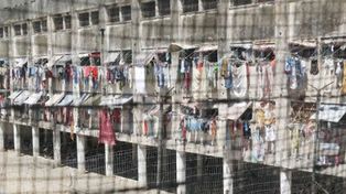 Natal: 91 presos se escaparon de una cárcel por un túnel