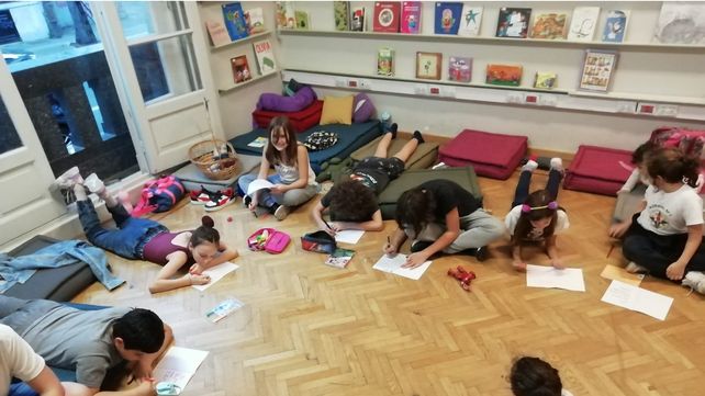 Vacaciones de invierno: un jueves con aventuras nocturnas en la Biblioteca Argentina y teatro de sombras