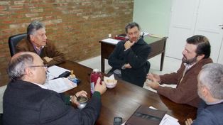 Rincón: analizan rescindir el convenio de la Línea Metropolitana