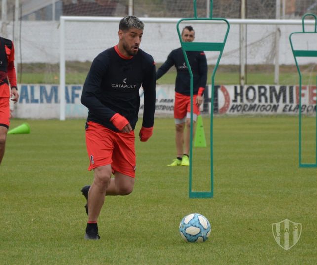 Lautaro Torres se despidió de la entidad Rojinegra.