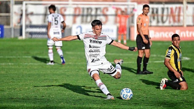 Patronato no puede romper el cero ante Deportivo Madryn.