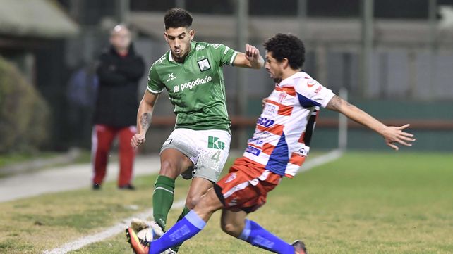 Duro golpe para el fútbol paranaense: descendió El Decano al Federal A