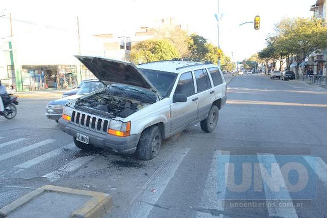 Ahora fue una camioneta la que chocó una puntera en Paraná