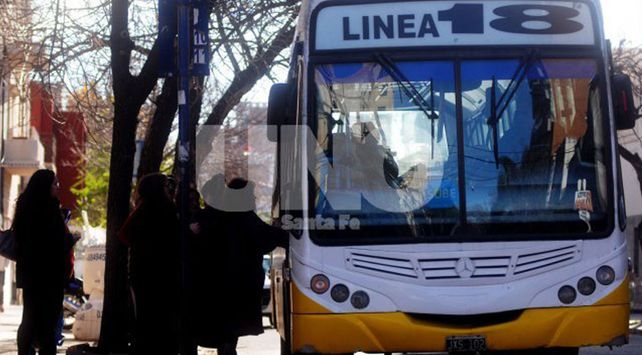 ¿Paran los choferes de colectivos este lunes?