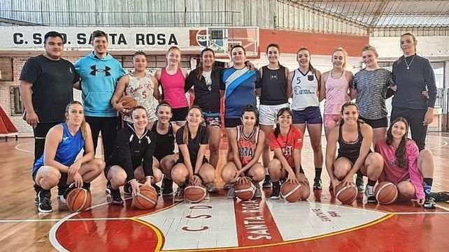 La Selección Femenina de Mayores de Santa Fe intentará ser campeón por primera vez en su historia.